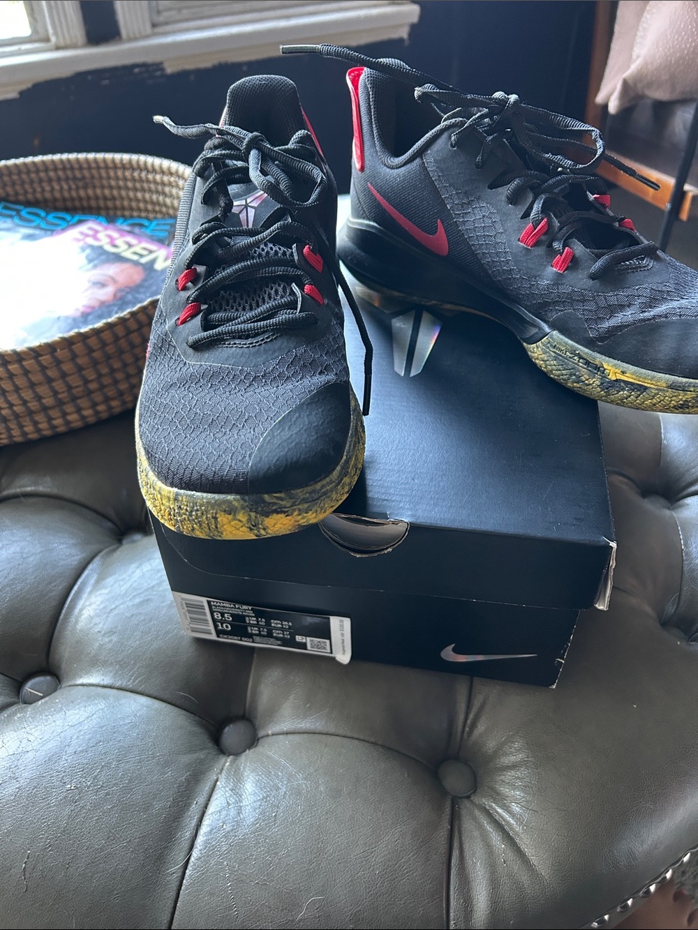 Nike Men’s Black & Red Low-Top Sneakers with Yellow Marbled Sole